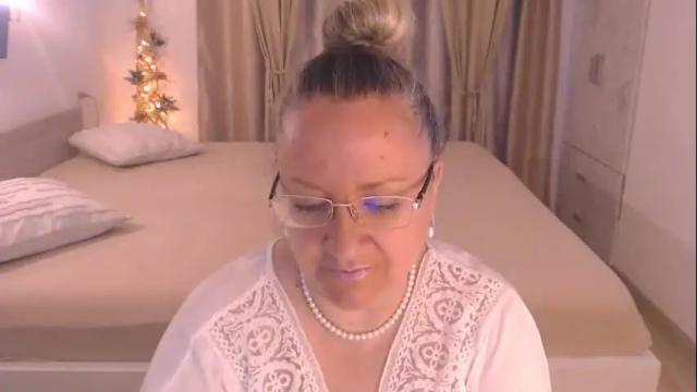 Image 8 of adrena_ Stream on Chaturbate on 1 month ago