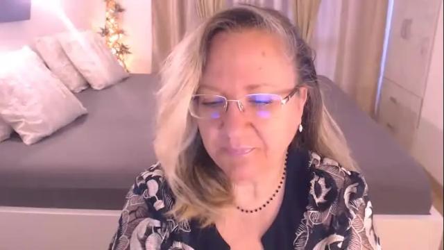 Image 11 of adrena_ Stream on Chaturbate on 27 days ago