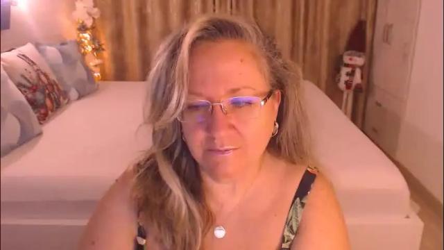 Image 10 of adrena_ Stream on Chaturbate on 24 days ago