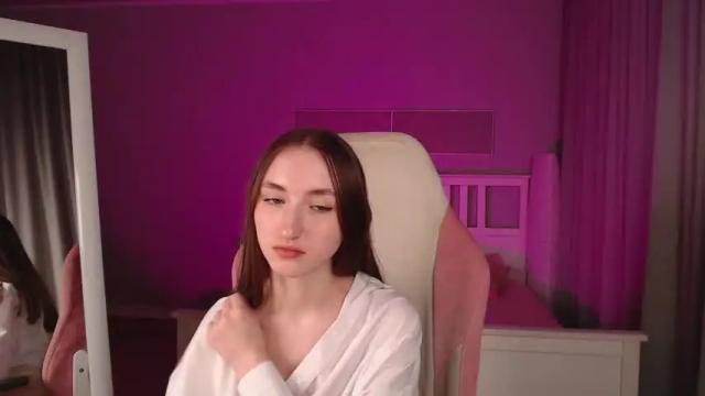Image 6 of adri_limma Stream on Chaturbate on 15 months ago