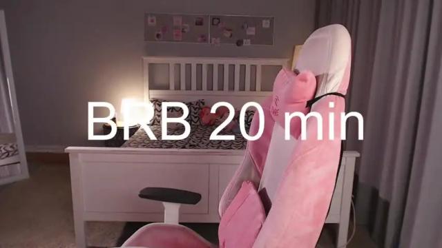 Image 10 of adri_limma Stream on Chaturbate on 14 months ago