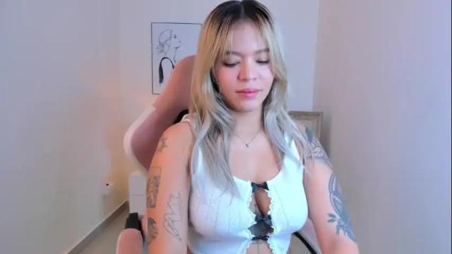 Thumbnail 1, adria_ross's Stream at Chaturbate, 24 days ago