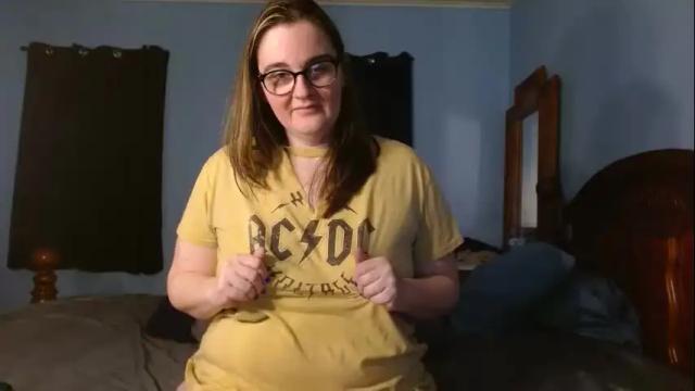 Image 4 of adriacarnell Stream on Chaturbate on 13 months ago