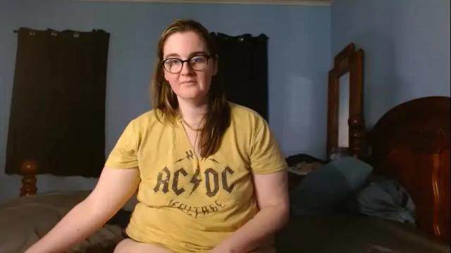 Image 7 of adriacarnell Stream on Chaturbate on 13 months ago