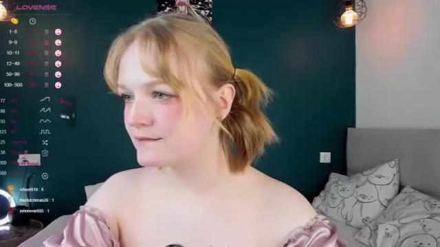 Image 4 of adrian_cellie Stream on Chaturbate on 19 months ago
