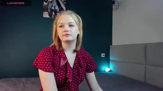 Image 2 of adrian_cellie Stream on Chaturbate on 19 months ago