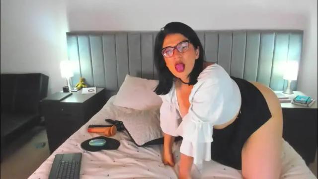 Image 7 of adriana71 Stream on Chaturbate on 1 month ago