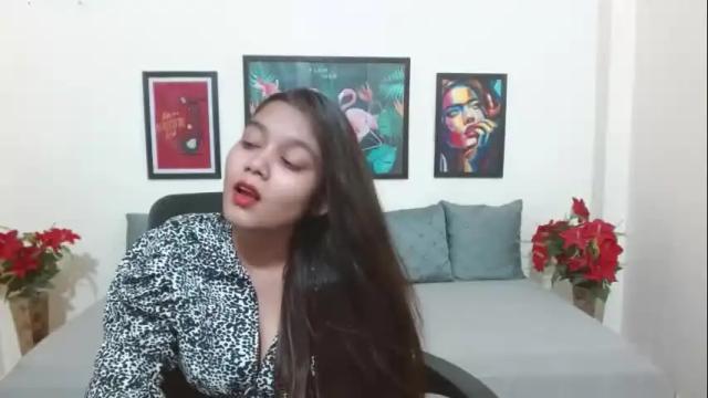 Image 2 of adriana_chechick Stream on Chaturbate on 2 months ago