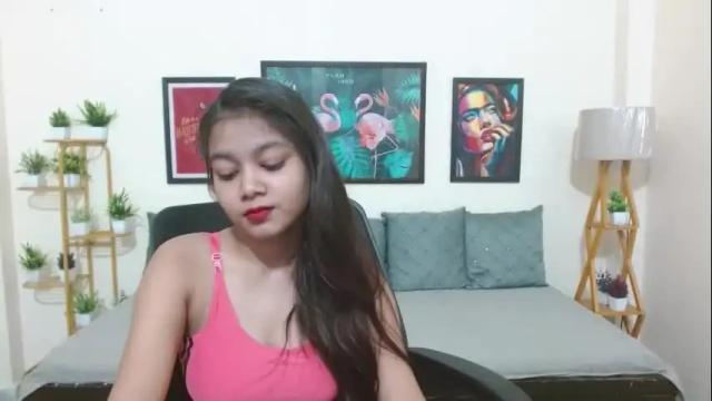 Image 3 of adriana_chechick Stream on Chaturbate on 1 month ago