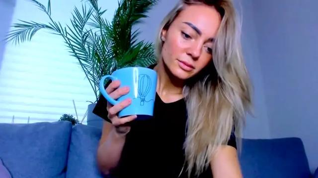 Thumbnail 3, adriana_coy_'s Stream at Chaturbate, 16 months ago