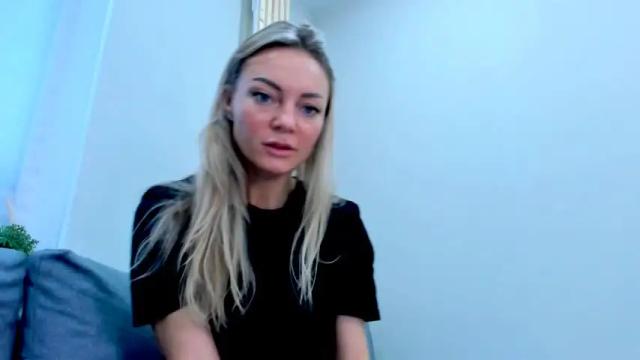 Image 2 of adriana_coy_ Stream on Chaturbate on 6 months ago