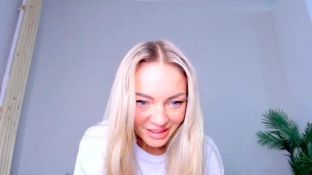 Image 8 of adriana_coy_ Stream on Chaturbate on 6 months ago