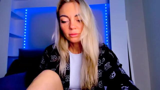Image 8 of adriana_coy_ Stream on Chaturbate on 13 months ago