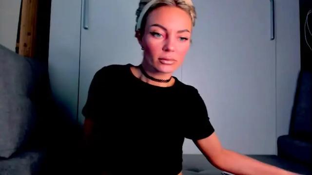 Image 7 of adriana_coy_ Stream on Chaturbate on 1 month ago