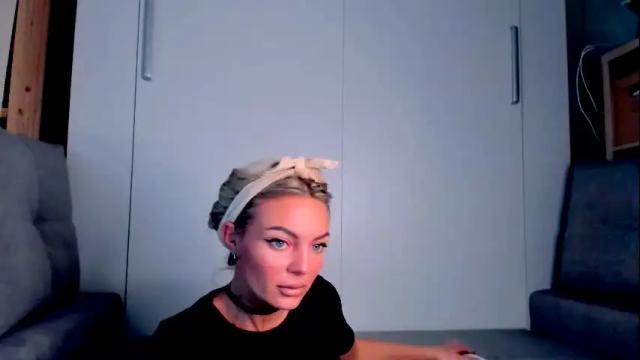 Image 8 of adriana_coy_ Stream on Chaturbate on 1 month ago