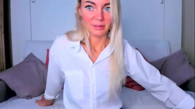 Image 6 of adriana_coy_ Stream on Chaturbate on 1 month ago