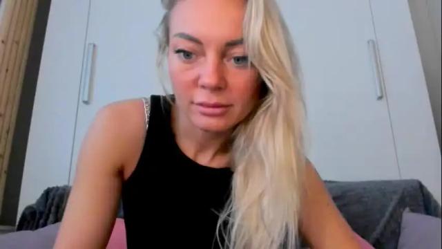 Image 11 of adriana_coy_ Stream on Chaturbate on 1 month ago