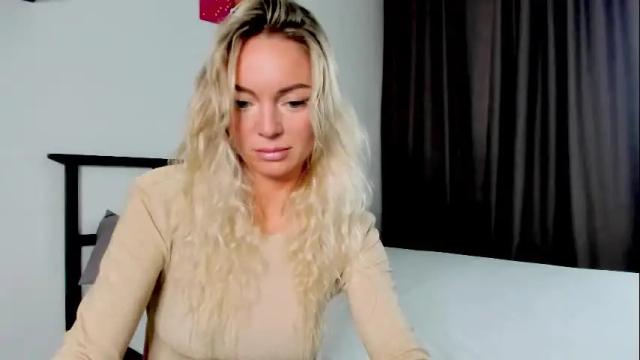 Image 6 of adriana_coy_ Stream on Chaturbate on 15 days ago