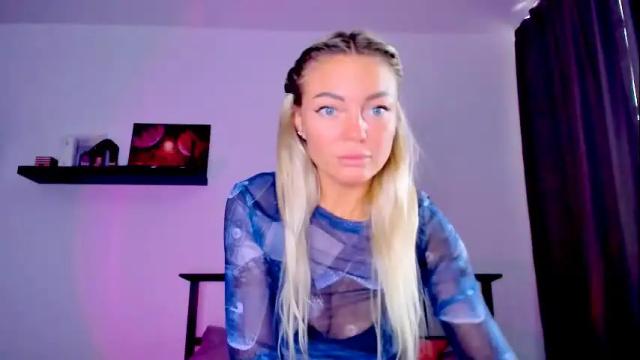 Image 12 of adriana_coy_ Stream on Chaturbate on 1 month ago