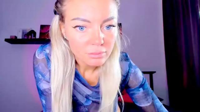 Image 8 of adriana_coy_ Stream on Chaturbate on 1 month ago