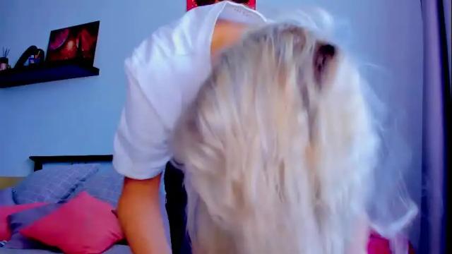 Image 10 of adriana_coy_ Stream on Chaturbate on 1 month ago