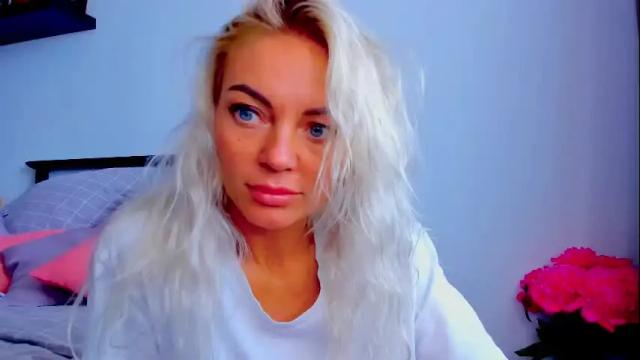 Image 3 of adriana_coy_ Stream on Chaturbate on 1 month ago