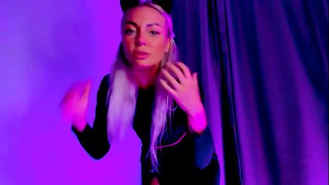 Image 3 of adriana_coy_ Stream on Chaturbate on 1 month ago