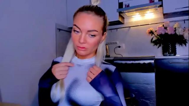 Image 7 of adriana_coy_ Stream on Chaturbate on 22 days ago