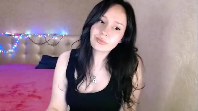 Image 10 of adrianakuiper Stream on Chaturbate on 28 days ago