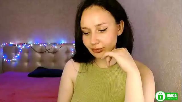 Image 8 of adrianakuiper Stream on Chaturbate on 9 days ago