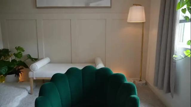 Image 11 of adriananorth Stream on Chaturbate on 5 months ago