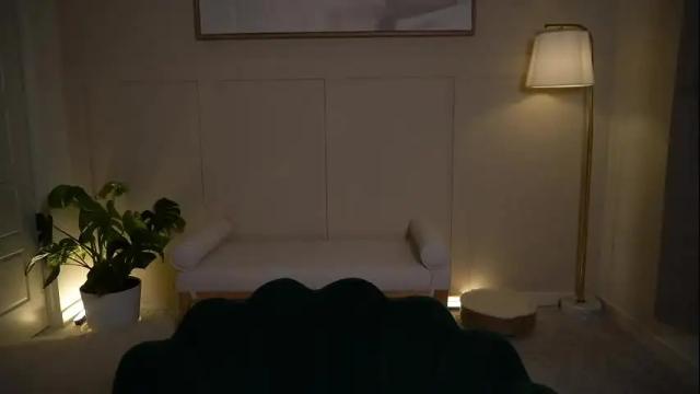 Image 11 of adriananorth Stream on Chaturbate on 4 months ago