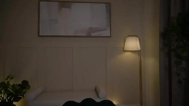 Image 12 of adriananorth Stream on Chaturbate on 4 months ago