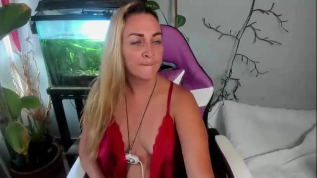 Thumbnail 2, adrianapdes's Stream at Chaturbate, 1 month ago