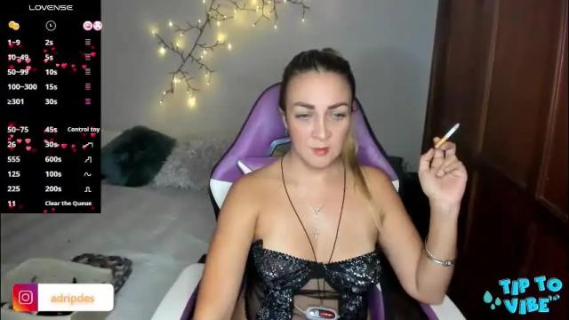 Image 12 of adrianapdes Stream on Chaturbate on 1 month ago