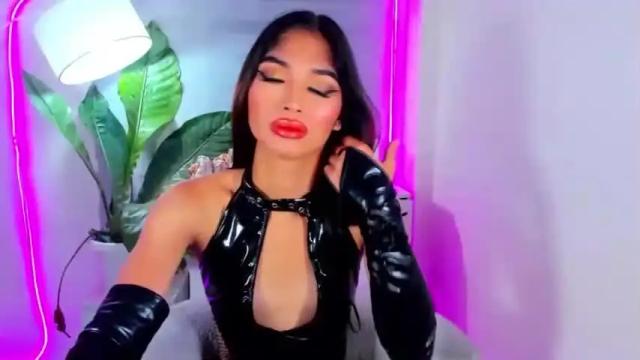 Image 8 of adrianasinclair Stream on Chaturbate on 12 months ago