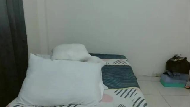 Image 6 of adrianatellez Stream on Chaturbate on 5 months ago