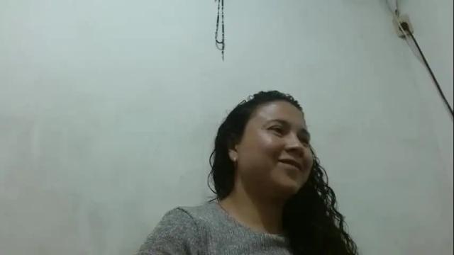 Image 11 of adrianatellez Stream on Chaturbate on 1 month ago