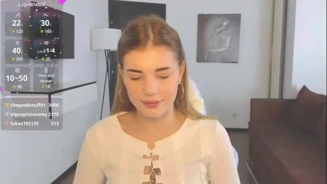 Image 12 of adrianawow1 Stream on Chaturbate on 1 month ago