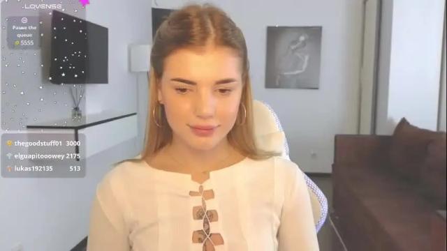 Image 3 of adrianawow1 Stream on Chaturbate on 1 month ago