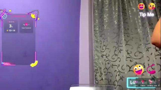 Image 4 of adriannalyly Stream on Chaturbate on 1 month ago