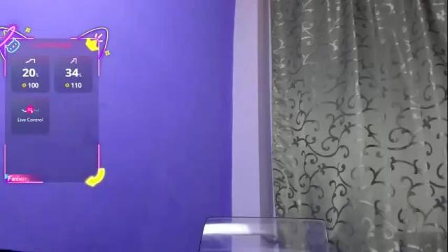 Image 12 of adriannalyly Stream on Chaturbate on 29 days ago