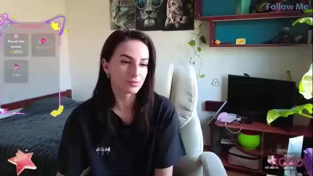 Image 6 of adrihanna Stream on Chaturbate on 1 month ago