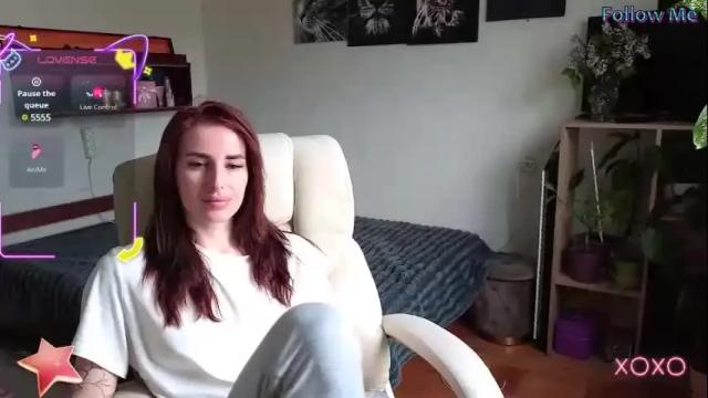 Image 2 of adrihanna Stream on Chaturbate on 1 month ago