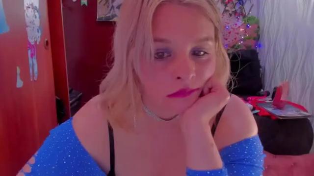 Image 8 of adriiana_fox_ Stream on Chaturbate on 13 months ago