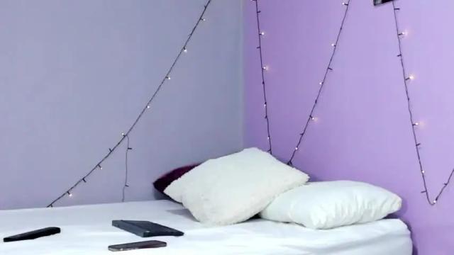 Image 2 of aelia_ Stream on Chaturbate on 25 months ago