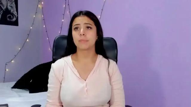 Image 2 of aelia_ Stream on Chaturbate on 24 months ago