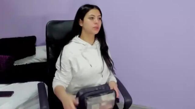 Image 4 of aelia_ Stream on Chaturbate on 23 months ago