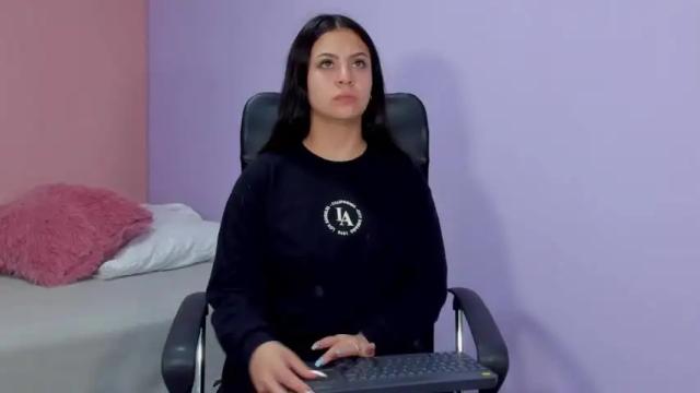 Image 4 of aelia_ Stream on Chaturbate on 23 months ago