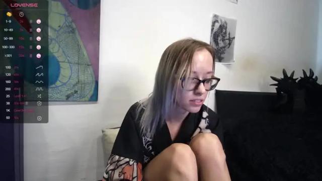 Image 2 of aelita_night Stream on Chaturbate on 19 months ago
